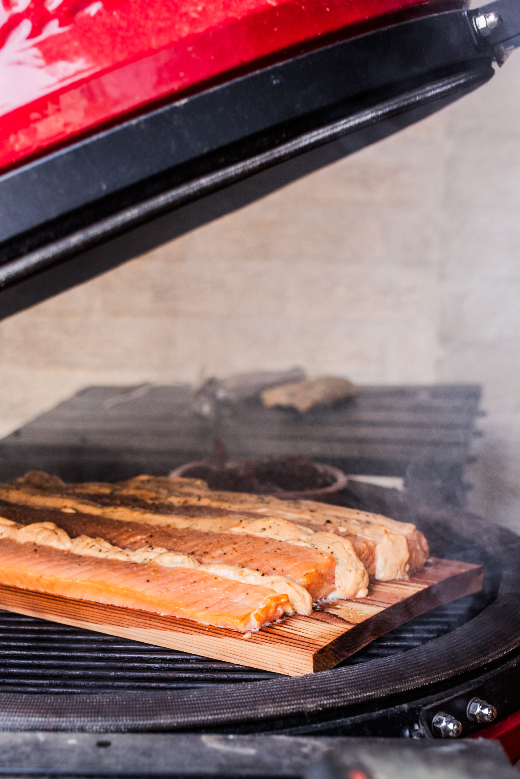 Gerookte zalm kamado